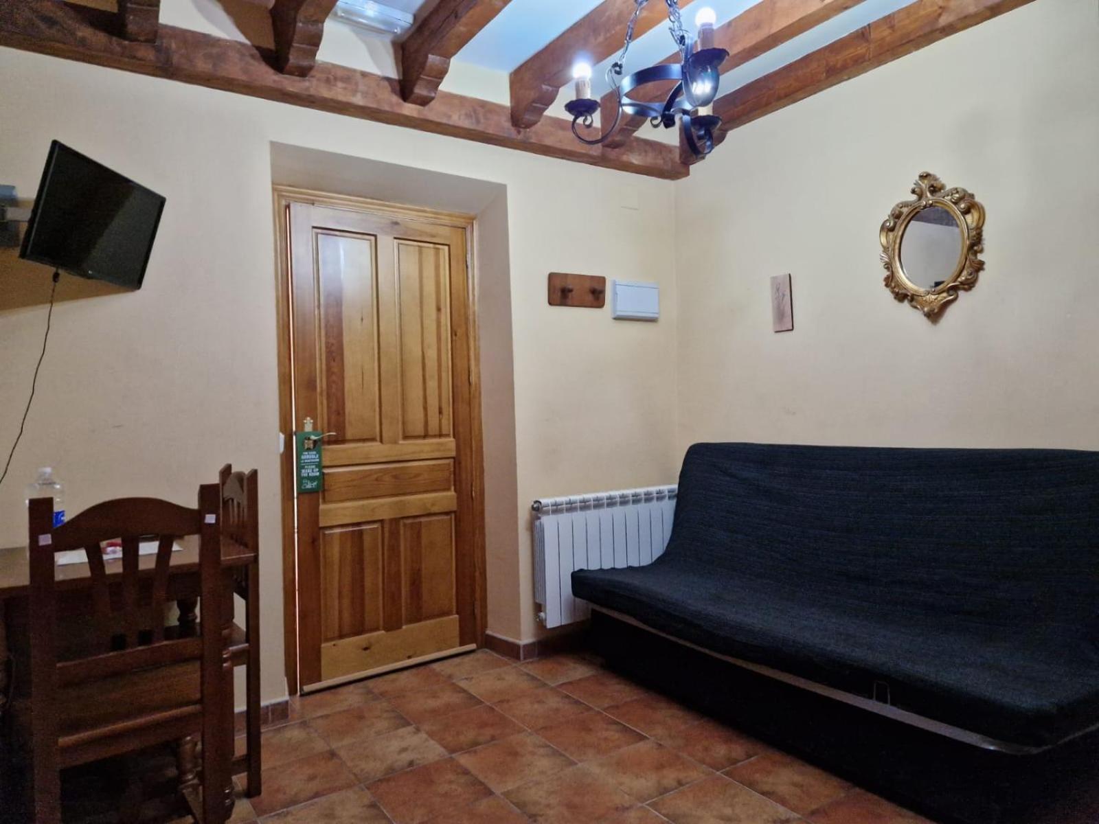 Hostal La Plata Оропеса Екстер'єр фото
